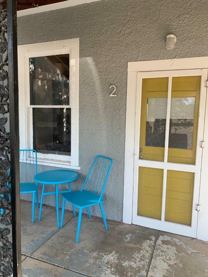 The Lincoln Marfa Hotel Exterior photo